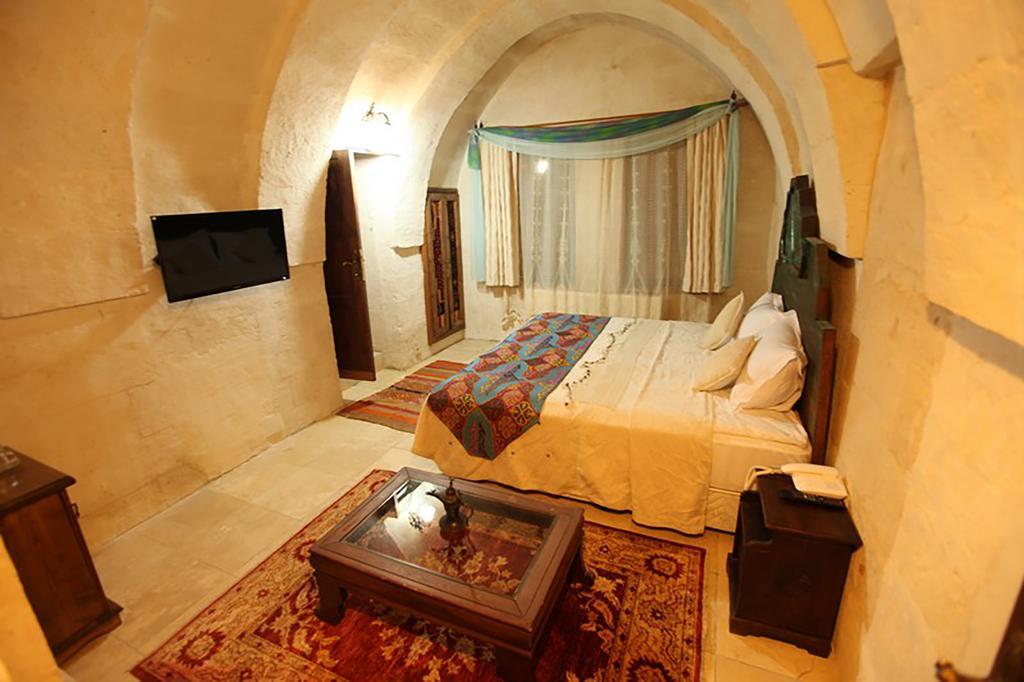 Blue Valley Cave Hotel Ürgüp Bagian luar foto