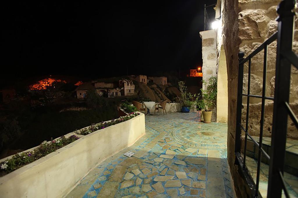 Blue Valley Cave Hotel Ürgüp Bagian luar foto