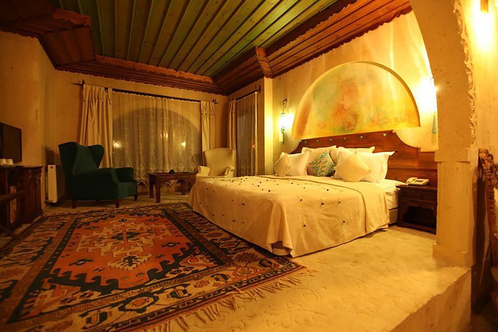 Blue Valley Cave Hotel Ürgüp Bagian luar foto