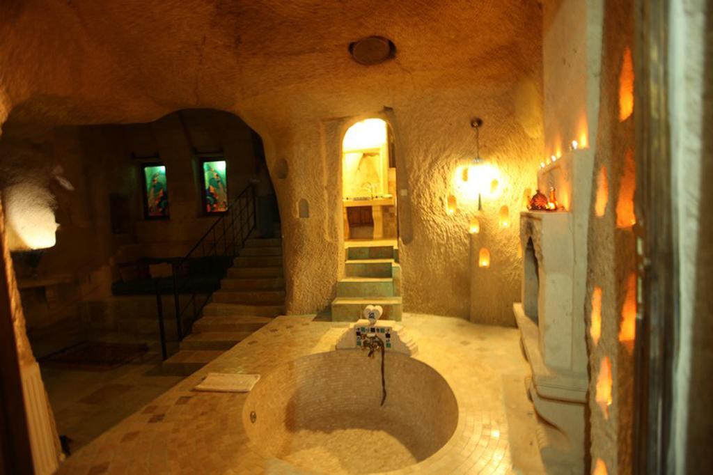 Blue Valley Cave Hotel Ürgüp Bagian luar foto